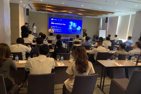 z3557703319350_76f9ab6132a9a56c950e7d4ffd8e90d8 z3557703319350_76f9ab6132a9a56c950e7d4ffd8e90d8